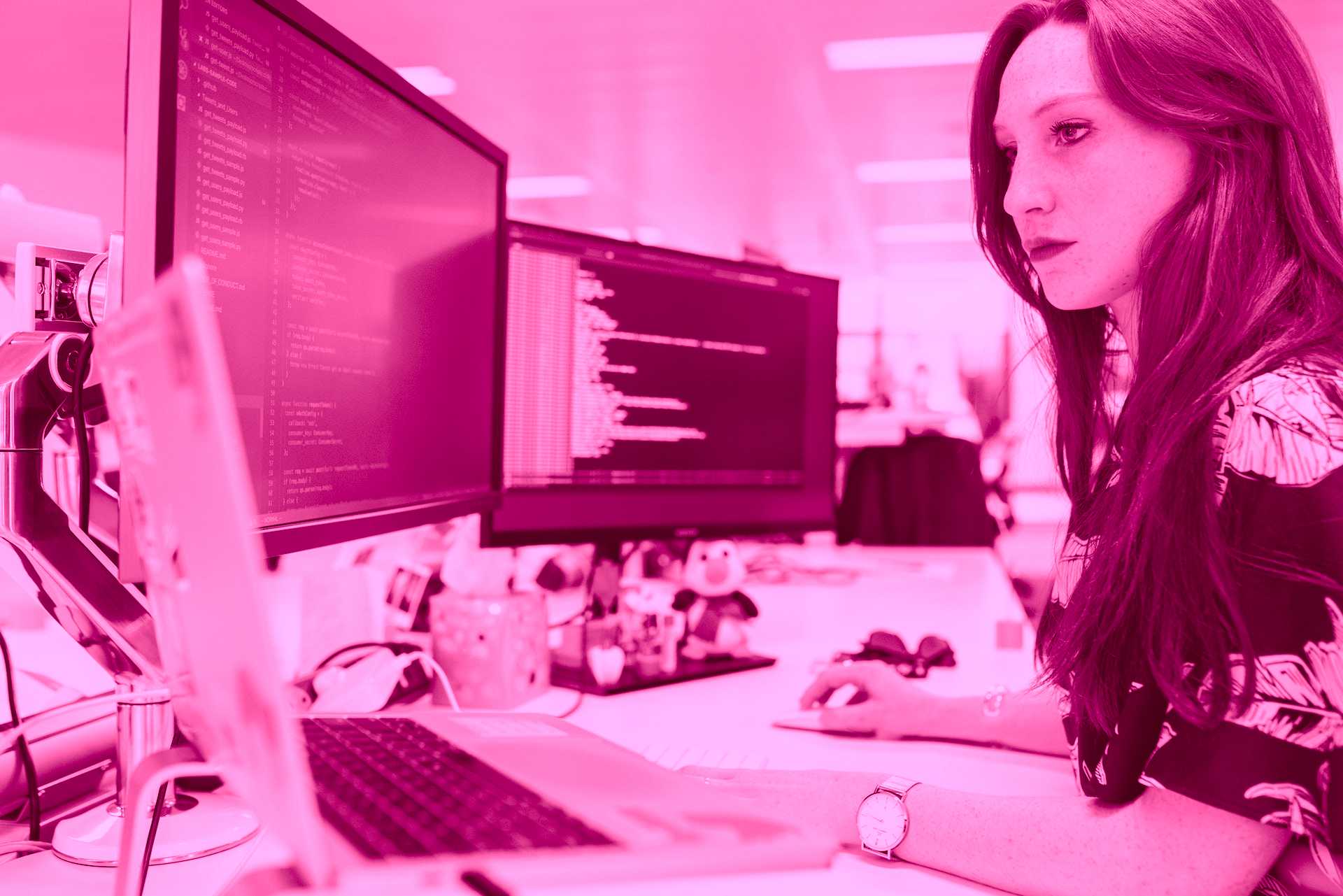 Analizar proyectos previos y casos de éxito de la agencia de diseño web